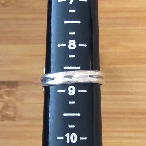 $98 Signed Southwest Artisan Vintage Estate Ring  Size 8 & 3/4 Marked F Sterling - Picture 10 of 10